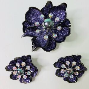 Joan Rivers Classics Collection vintage Brooch and earrings